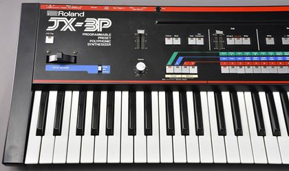 Roland-JX-3P with modded MIDI OUT switch
